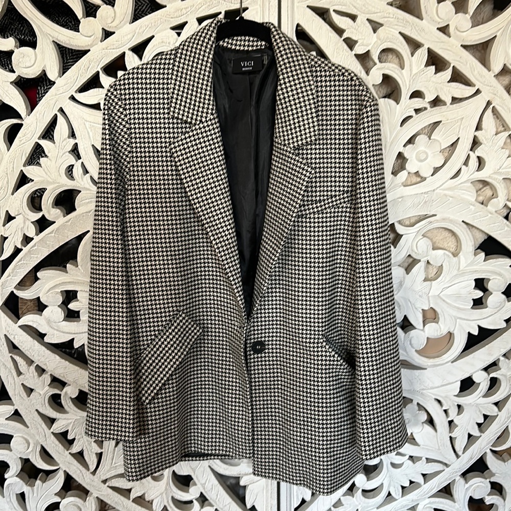 Houndstooth jacket